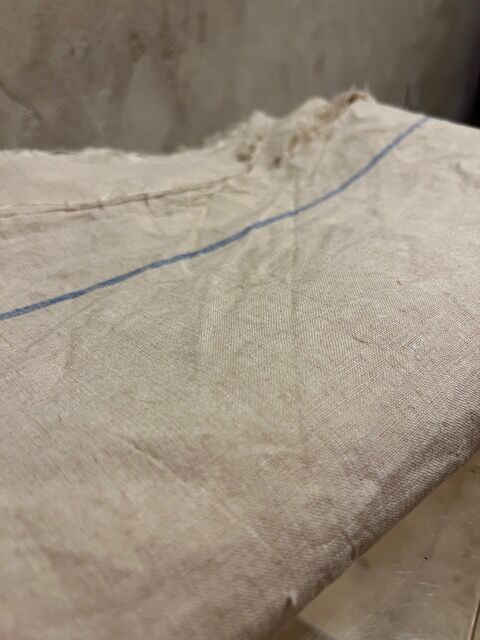 Linen sheet with blue border