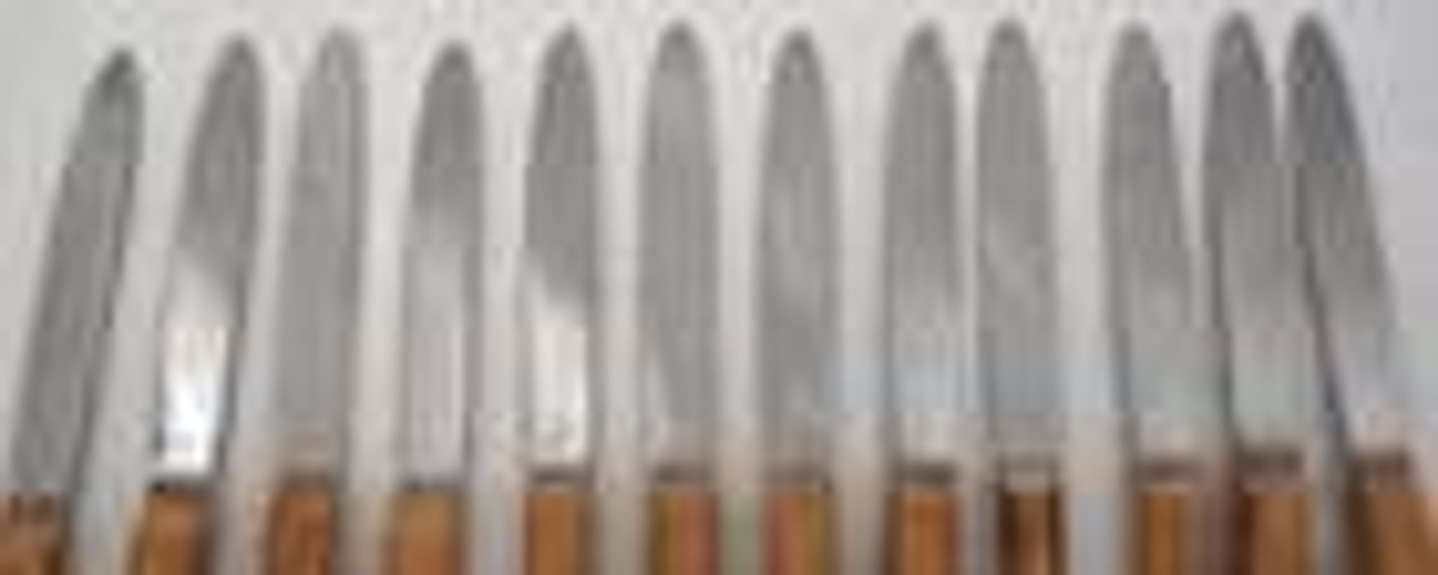 Set of 24 knives with bamboo handles from 1960, 12 dinner knives + 12 side/dessert knives.