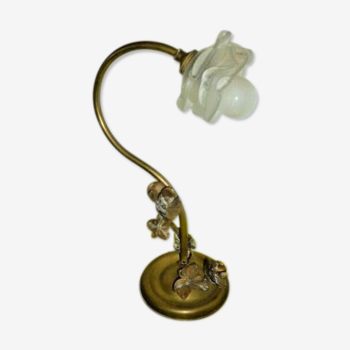 Desk lamp old decor flowers