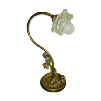 Desk lamp old decor flowers