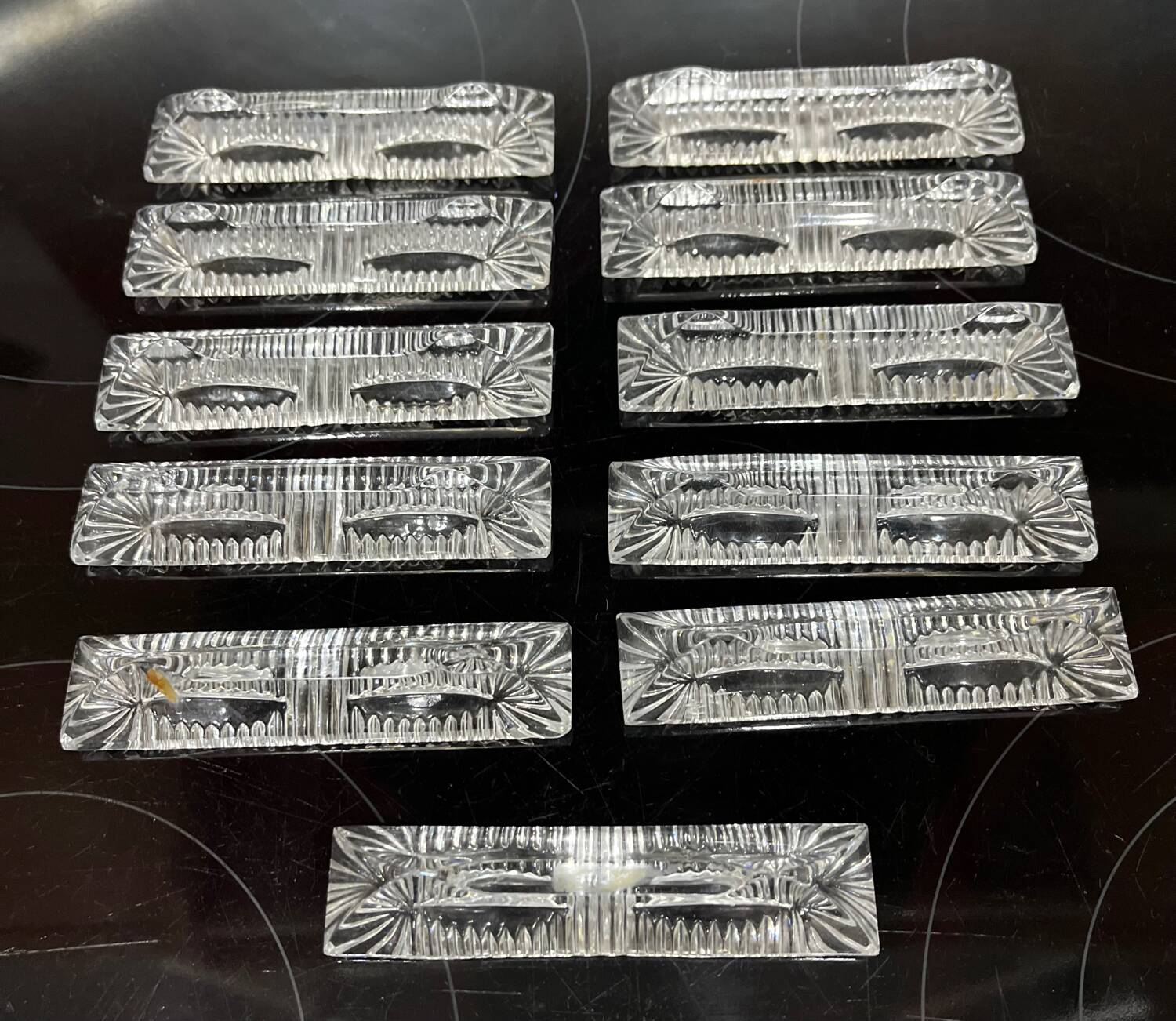 11 crystal knife holders