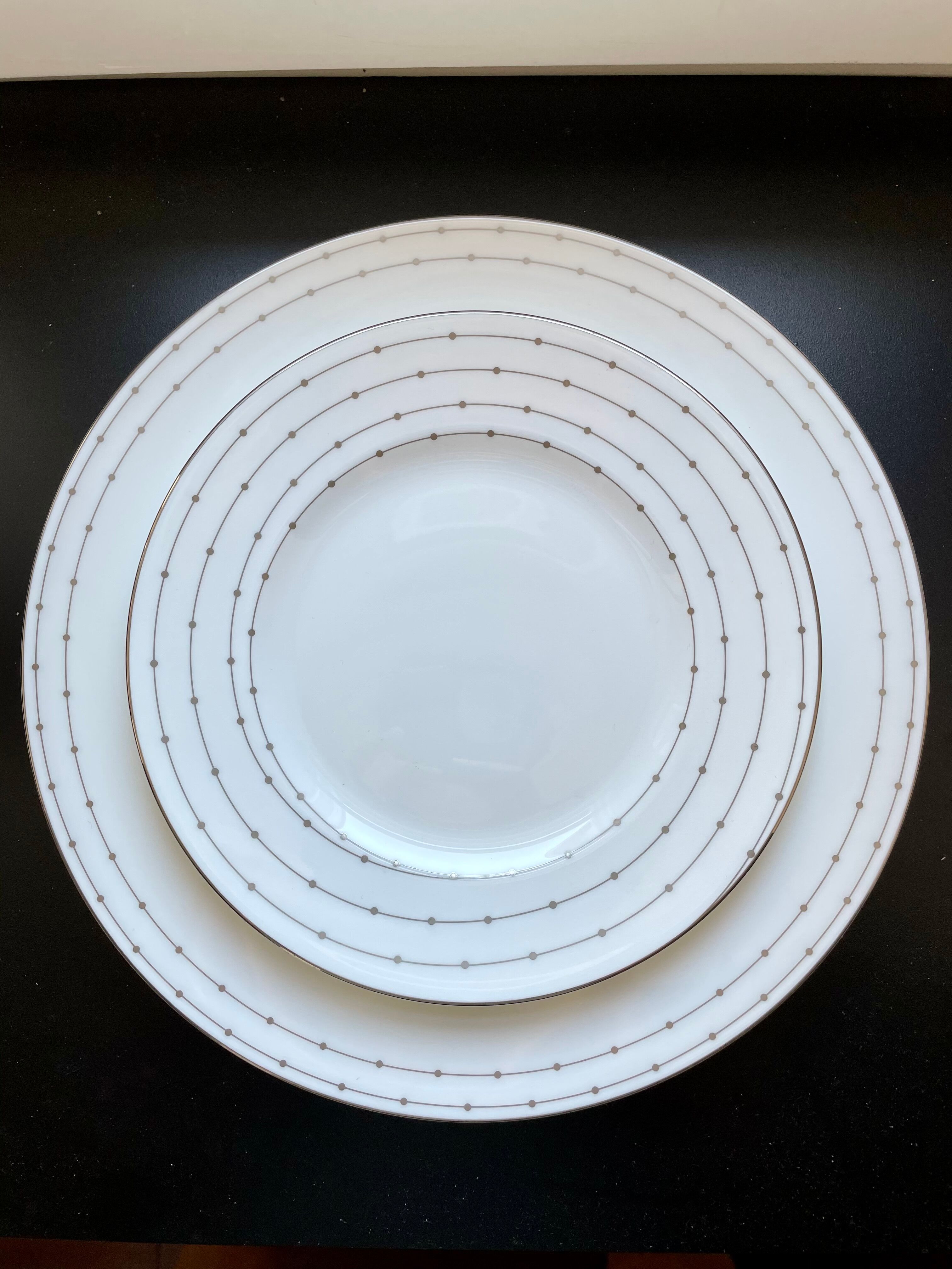 Set of 4 new Parade Wedgwood plates