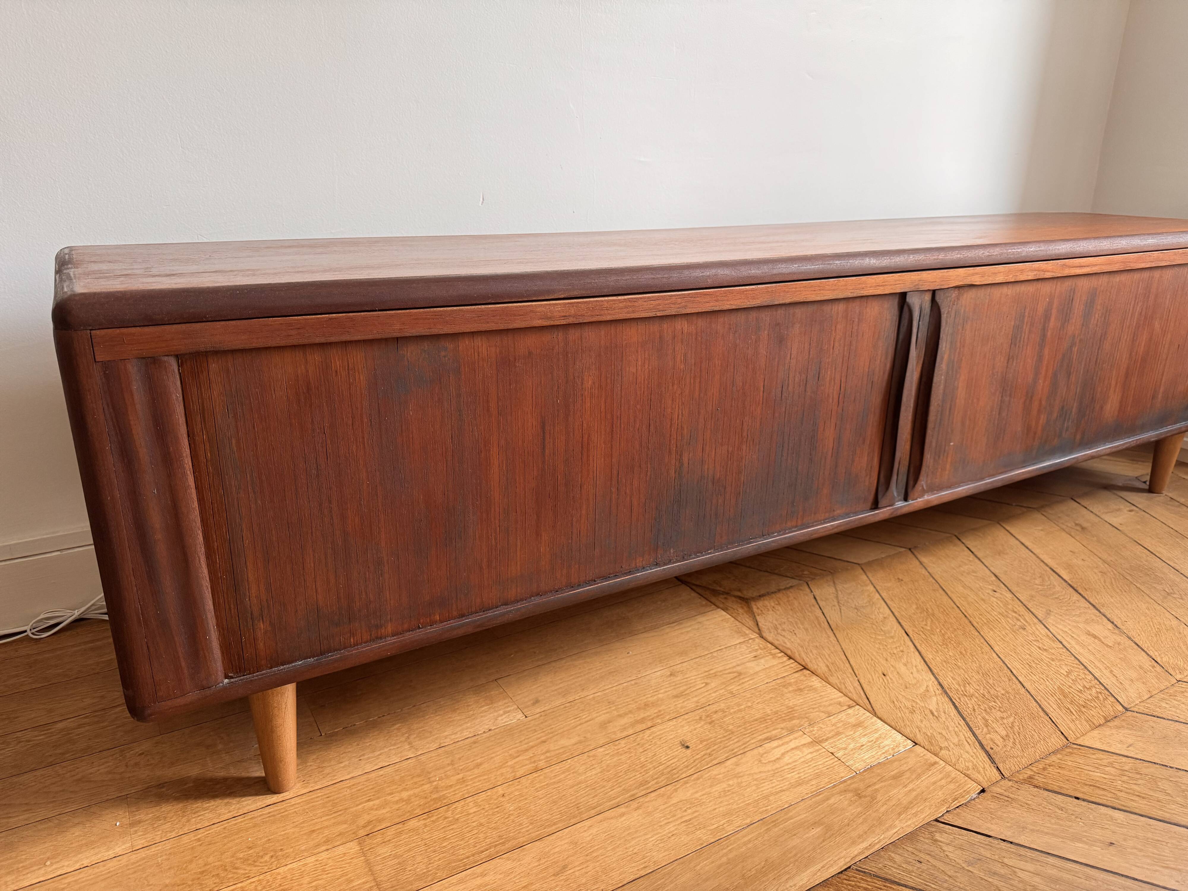 TV cabinet