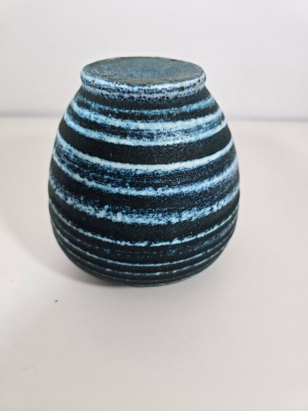 Accolay vase gauloise en céramique  vers 1950