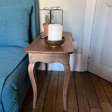 Table basse, de chevet, d’appoint, chêne clair.