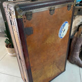Ancienne malle cabine vintage