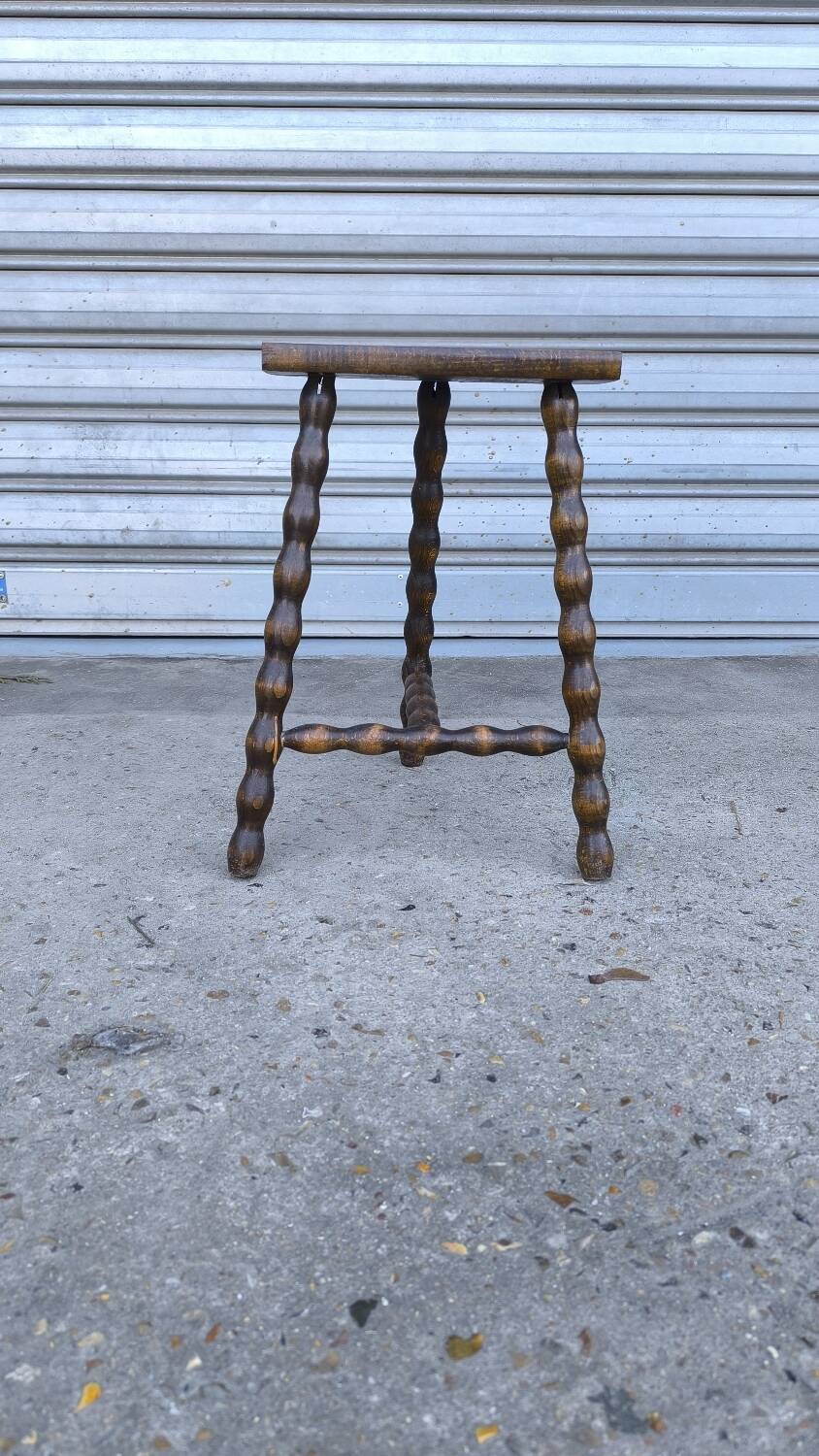 Tripod stool