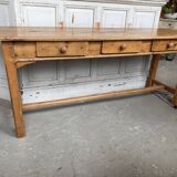 Table en bois avec 3 tiroirs