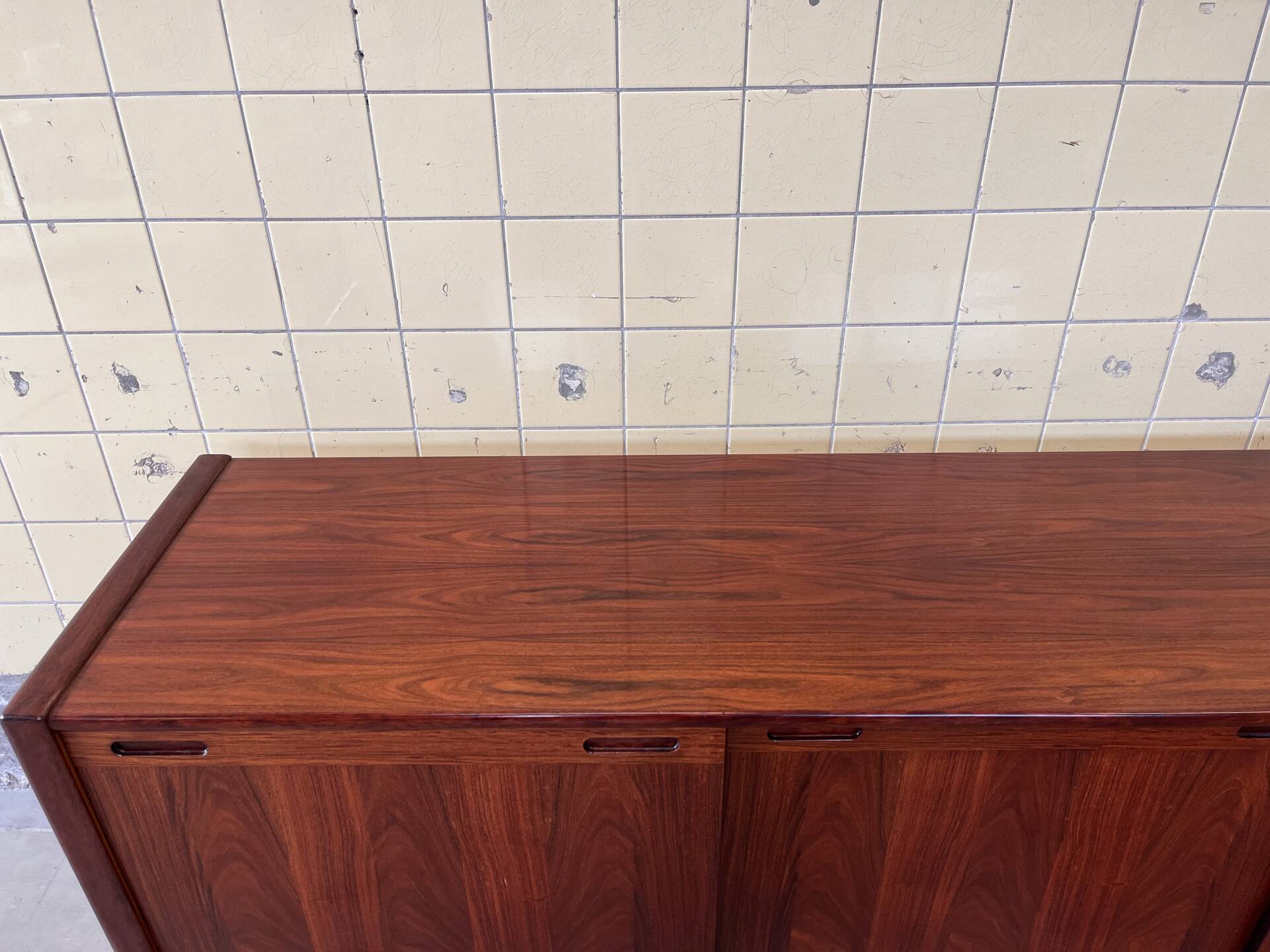 Vintage rosewood sideboard by Skovby