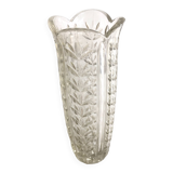 Vase in cut and chiseled glass vintage
