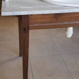 Equipped toilet table