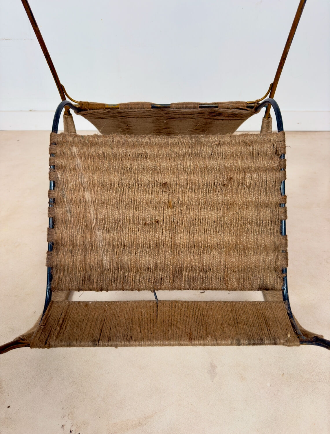 Fauteuil en métal cordé