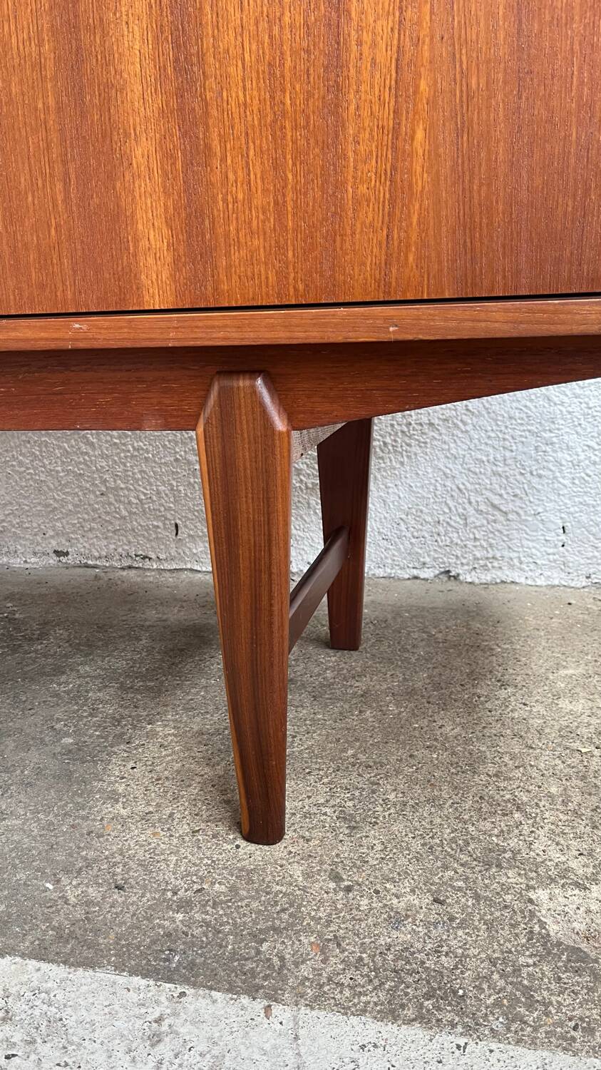 Buffet scandinave en teck années 60