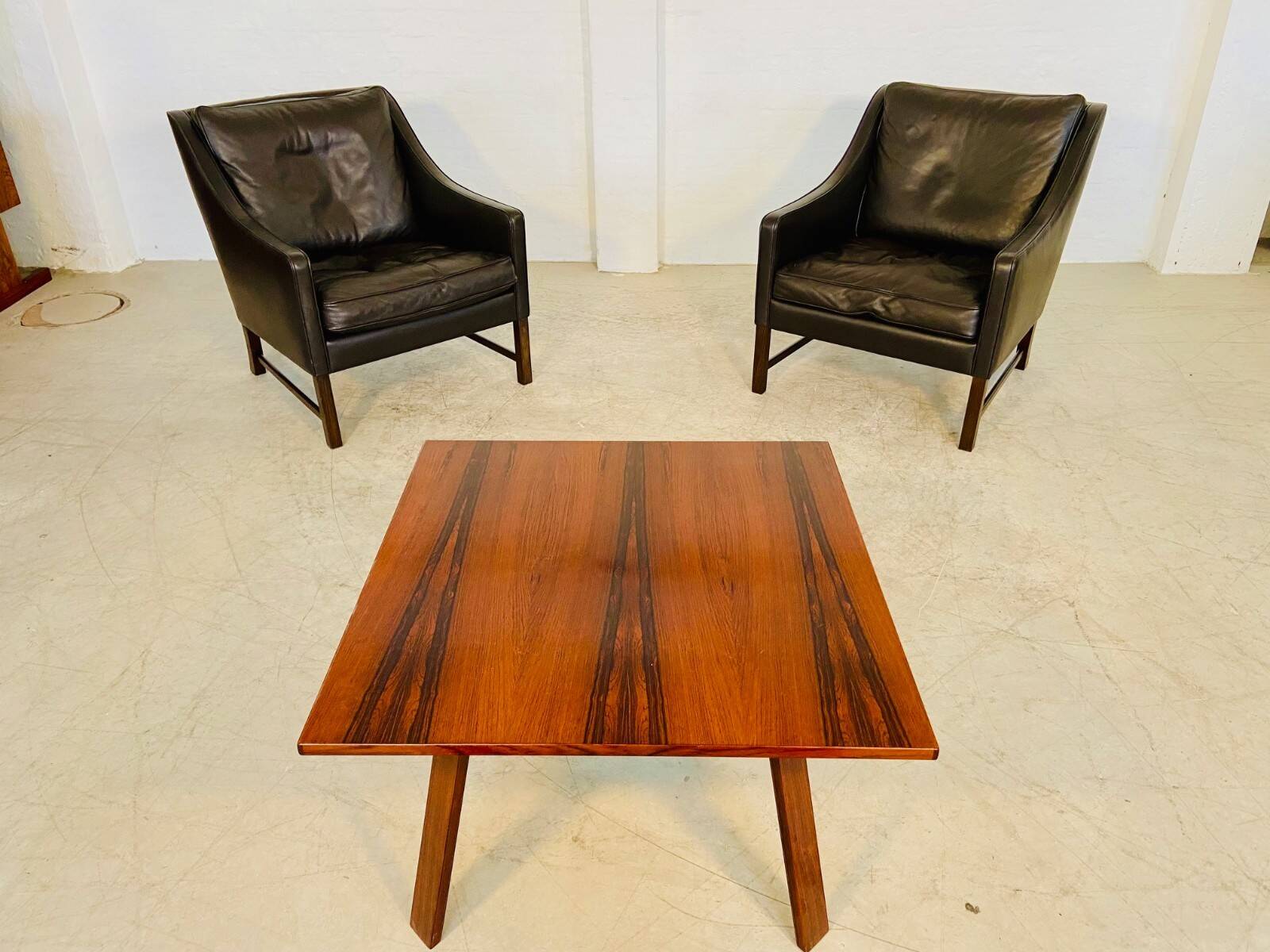 Fauteuils en cuir et palissandre de Fredrik Kayser des années 50 – cuir marron