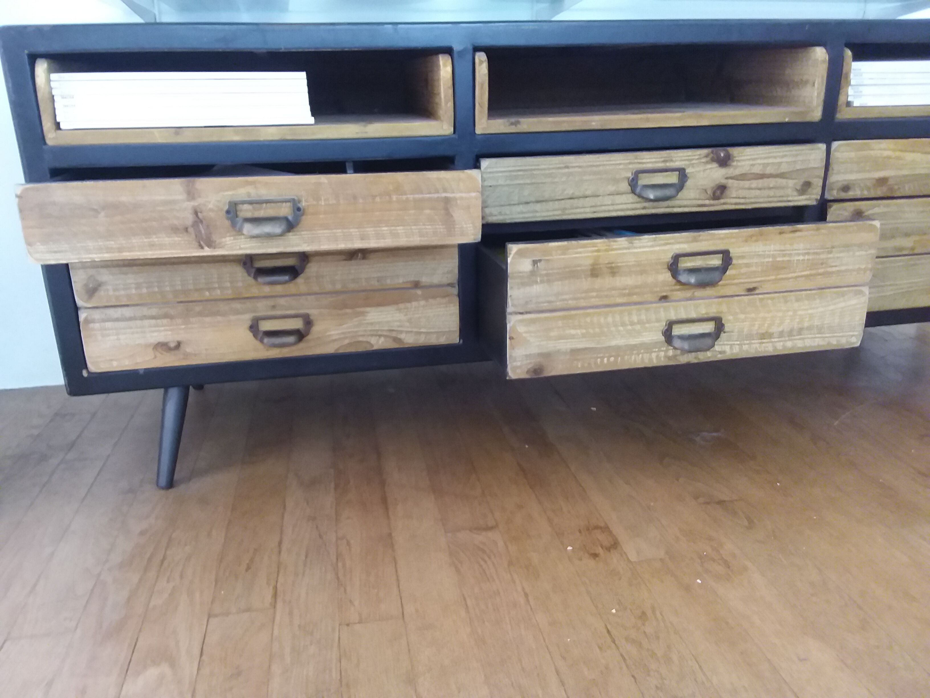 Enfilade industrielle van ness