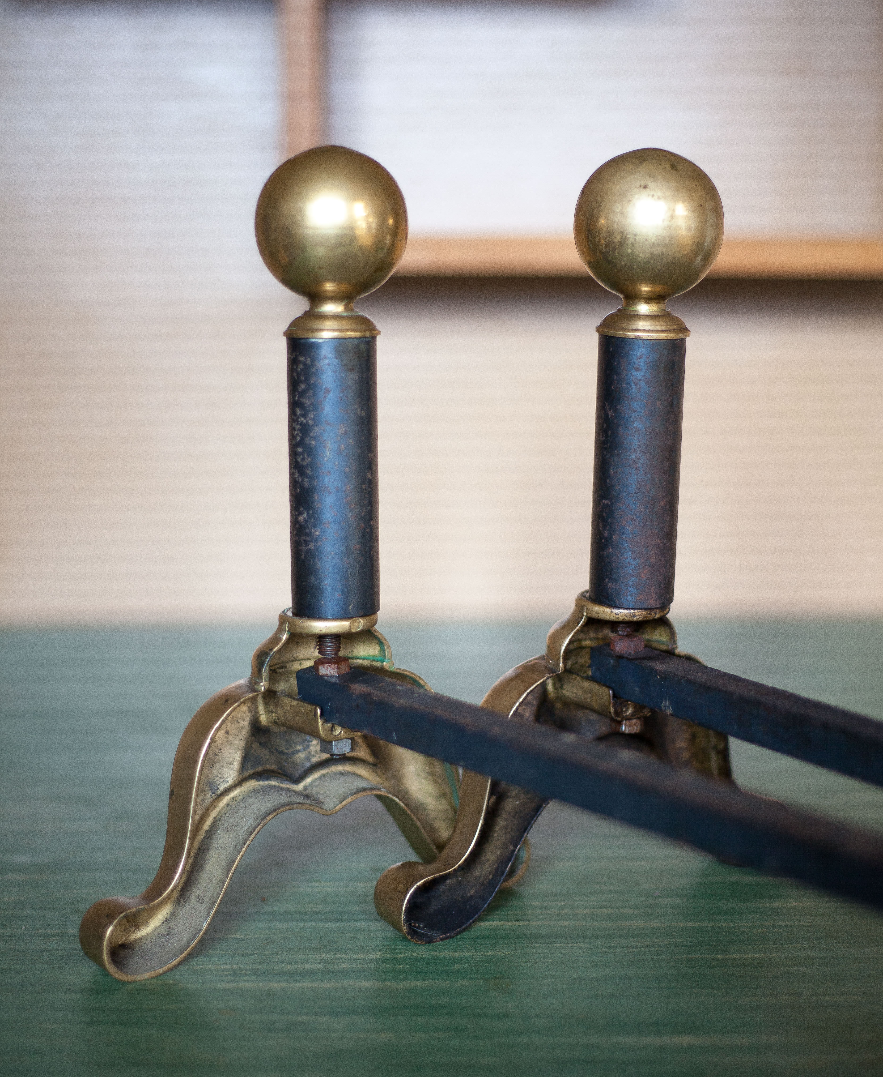 Paire de chenets de cheminée vintage