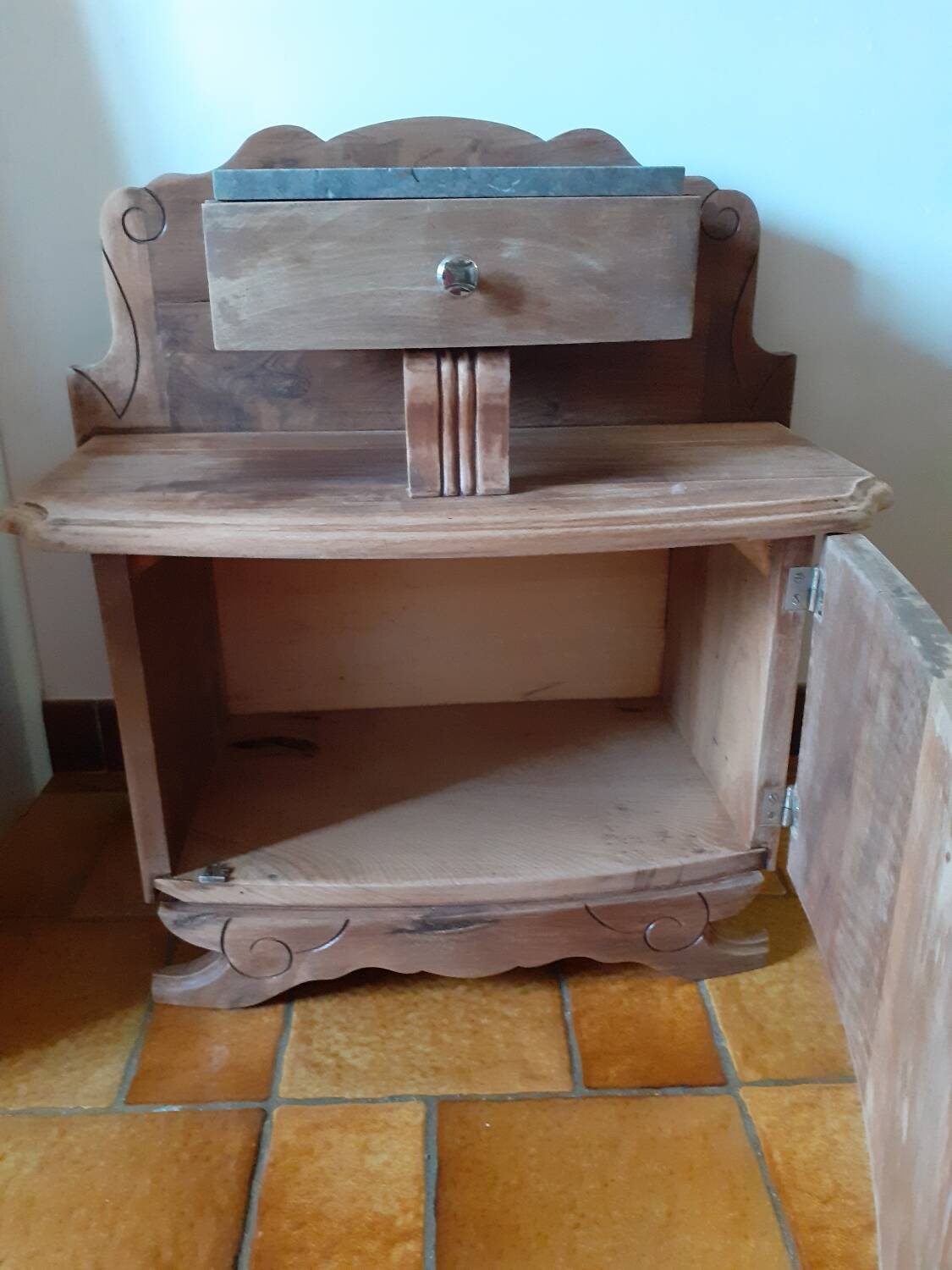 Bedside table