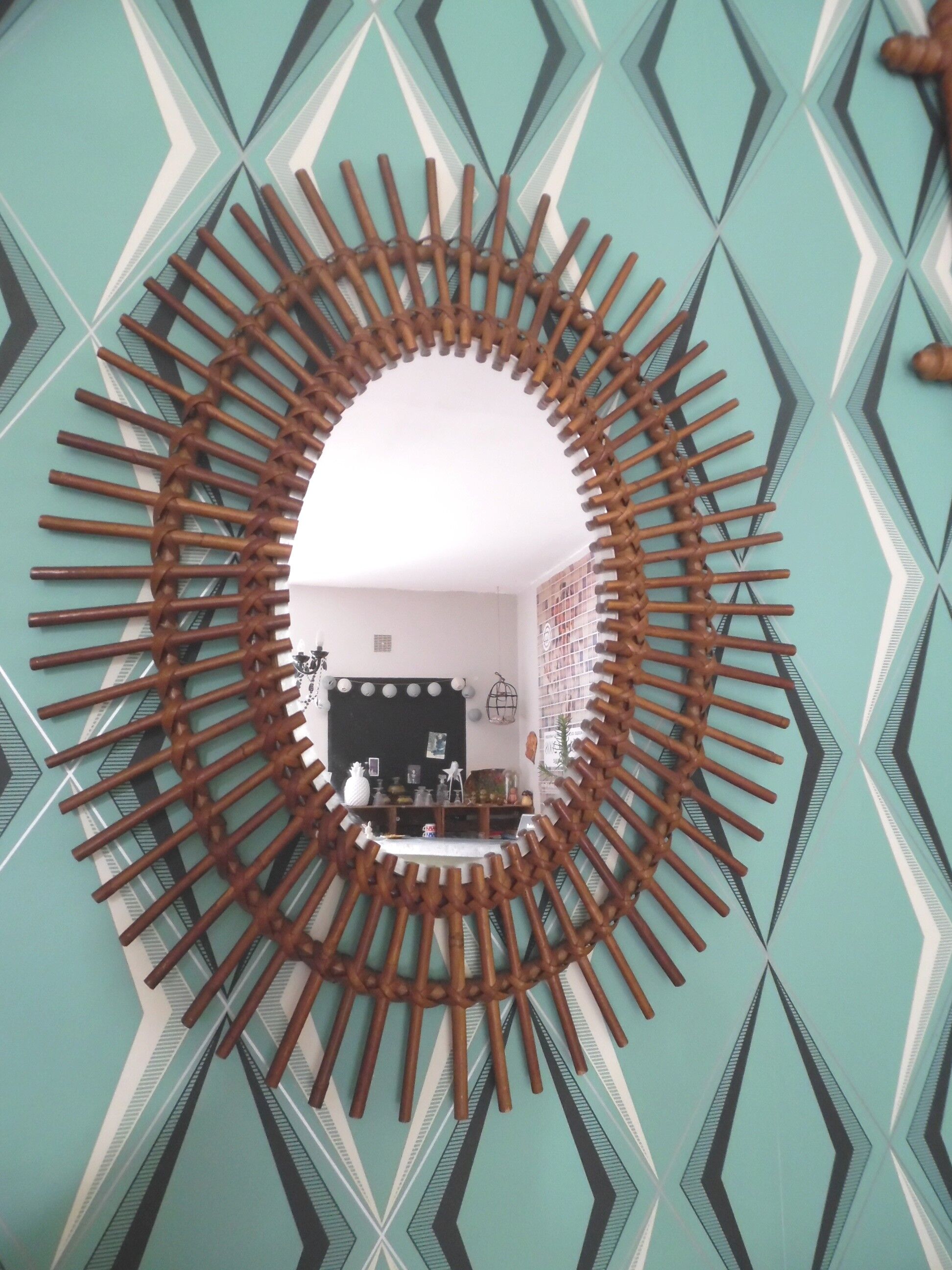 Miroir soleil en rotin 49x61cm