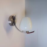 Vintage wall lamp - Chrome and opaline - 1970