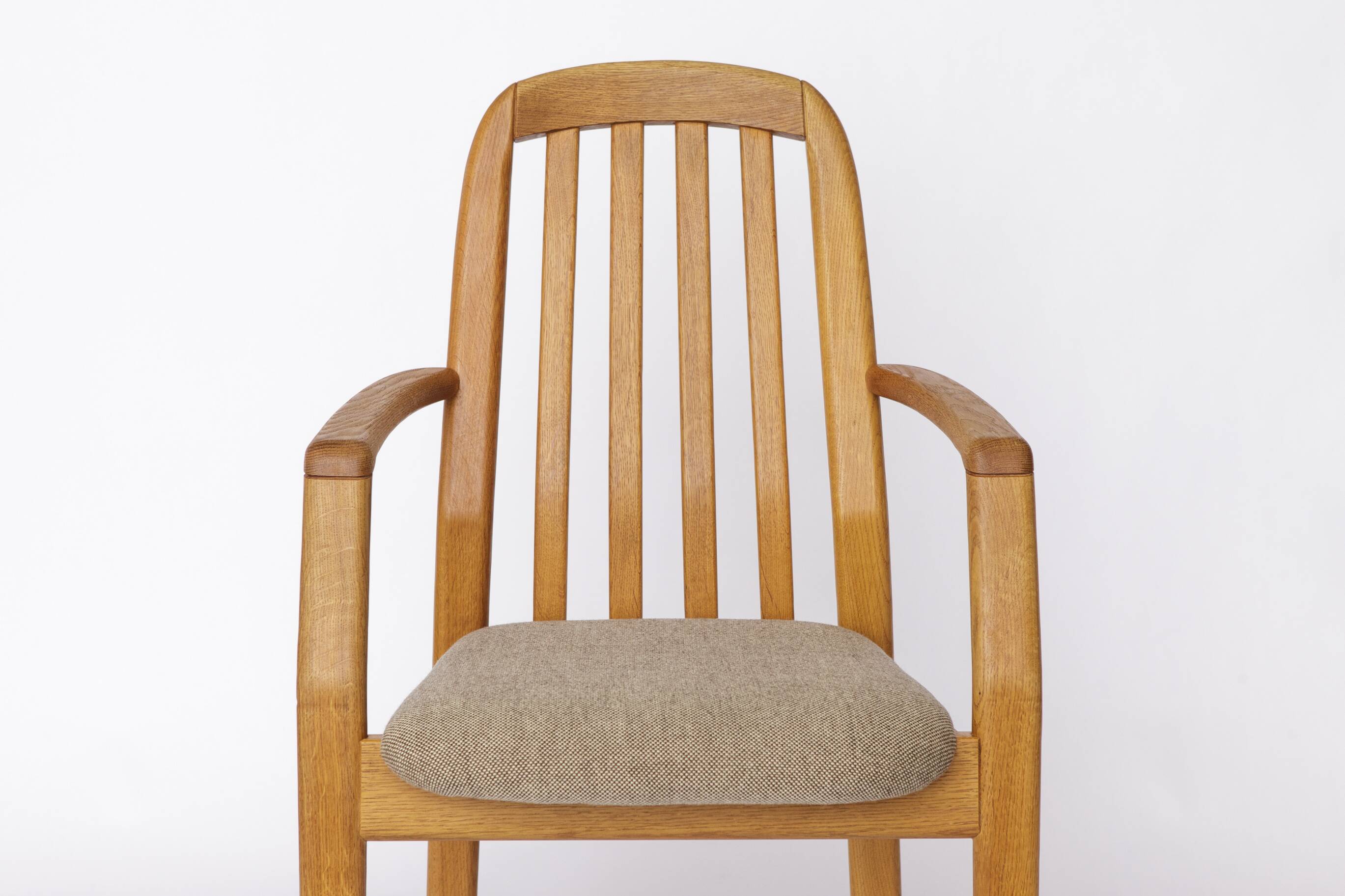 4 Vintage Dyrlund Armchairs in Oak, 1970s | Danish Mid-Century Modern