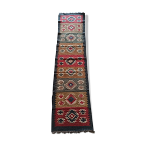 Tapis kilim en toile de jute et