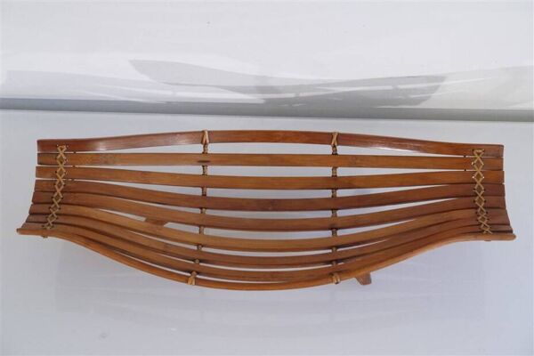Corbeille vintage en bois courbé et rotin 1960