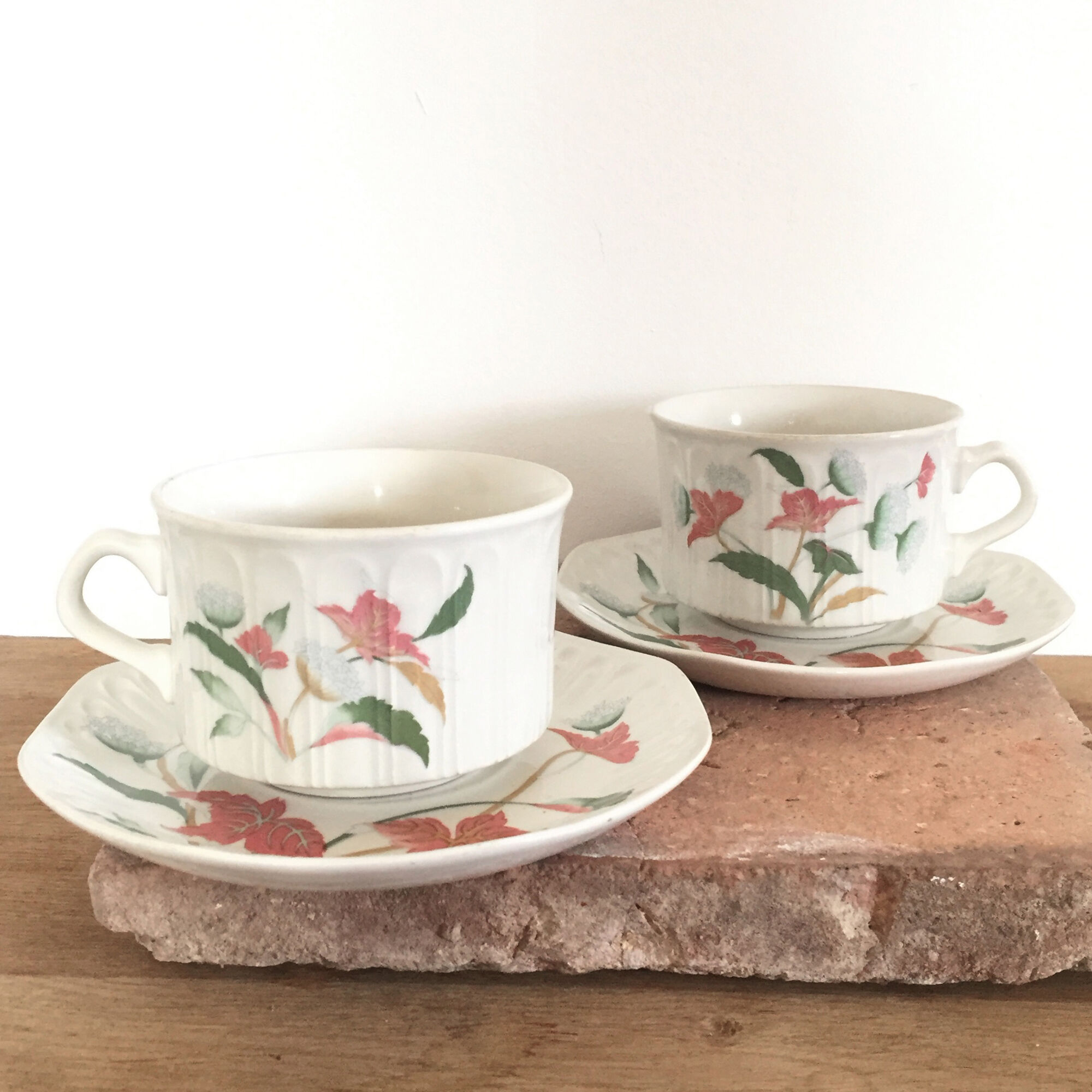 Set de 2 tasses à thé et sous-tasses Pontesa Spain