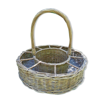 Bottle rack basket, portable rattan wicker bar