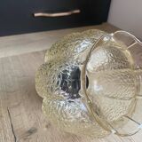 melon shaped globe suspension