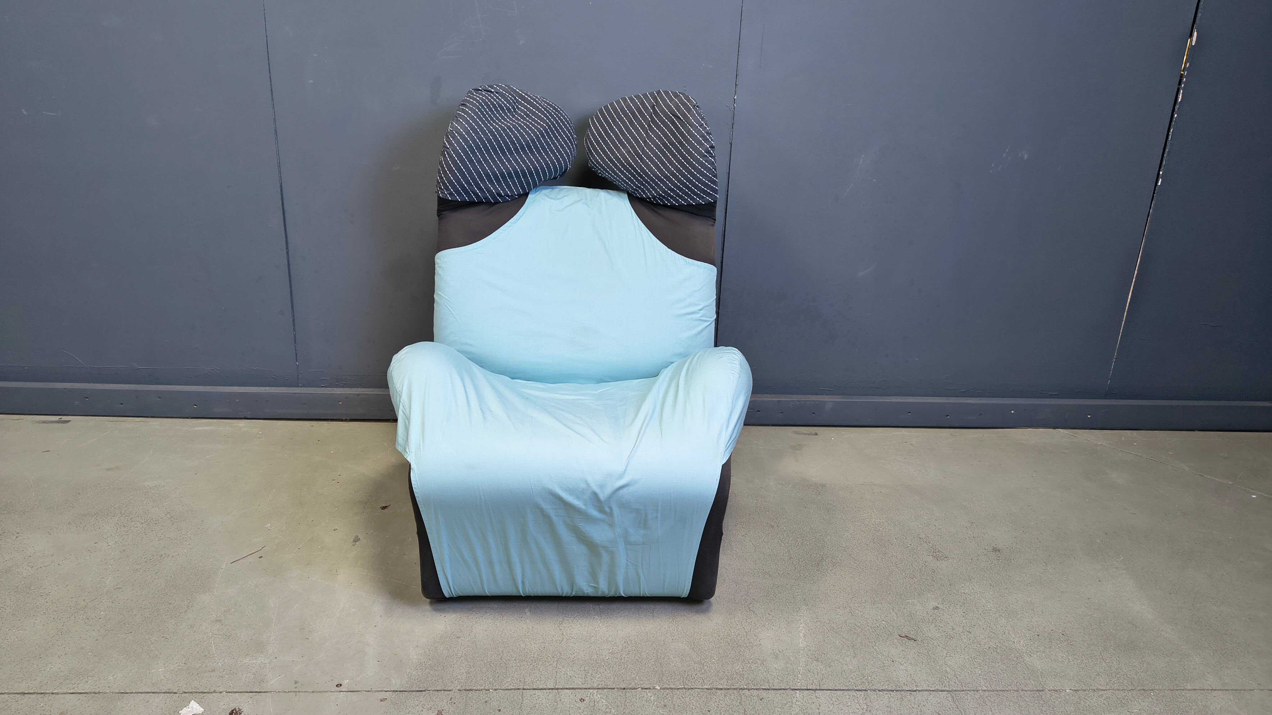 Wink easy chair designed by Toshiyuki Kita for Cassina, 1980s