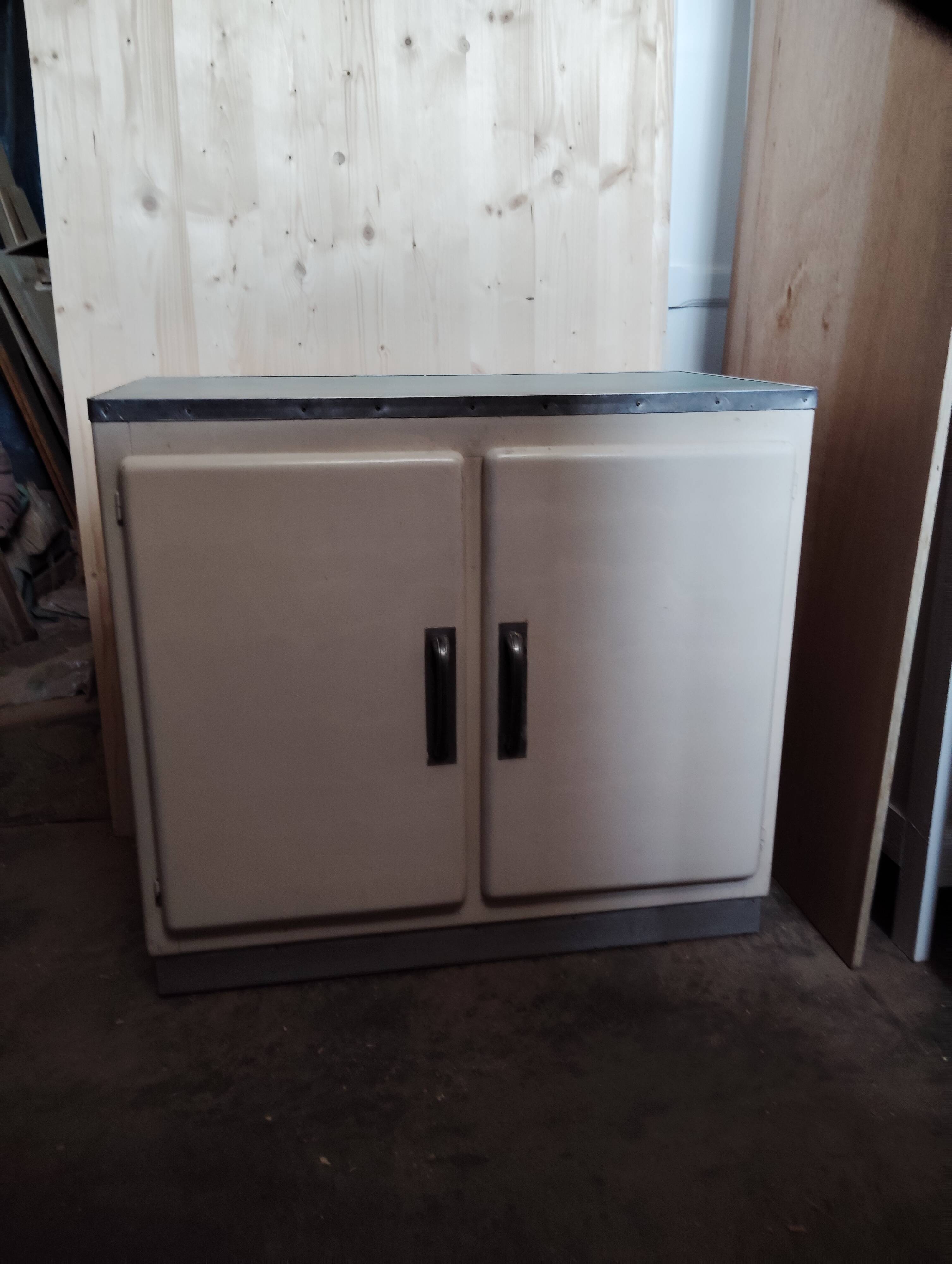 Mado high and low kitchen furniture set