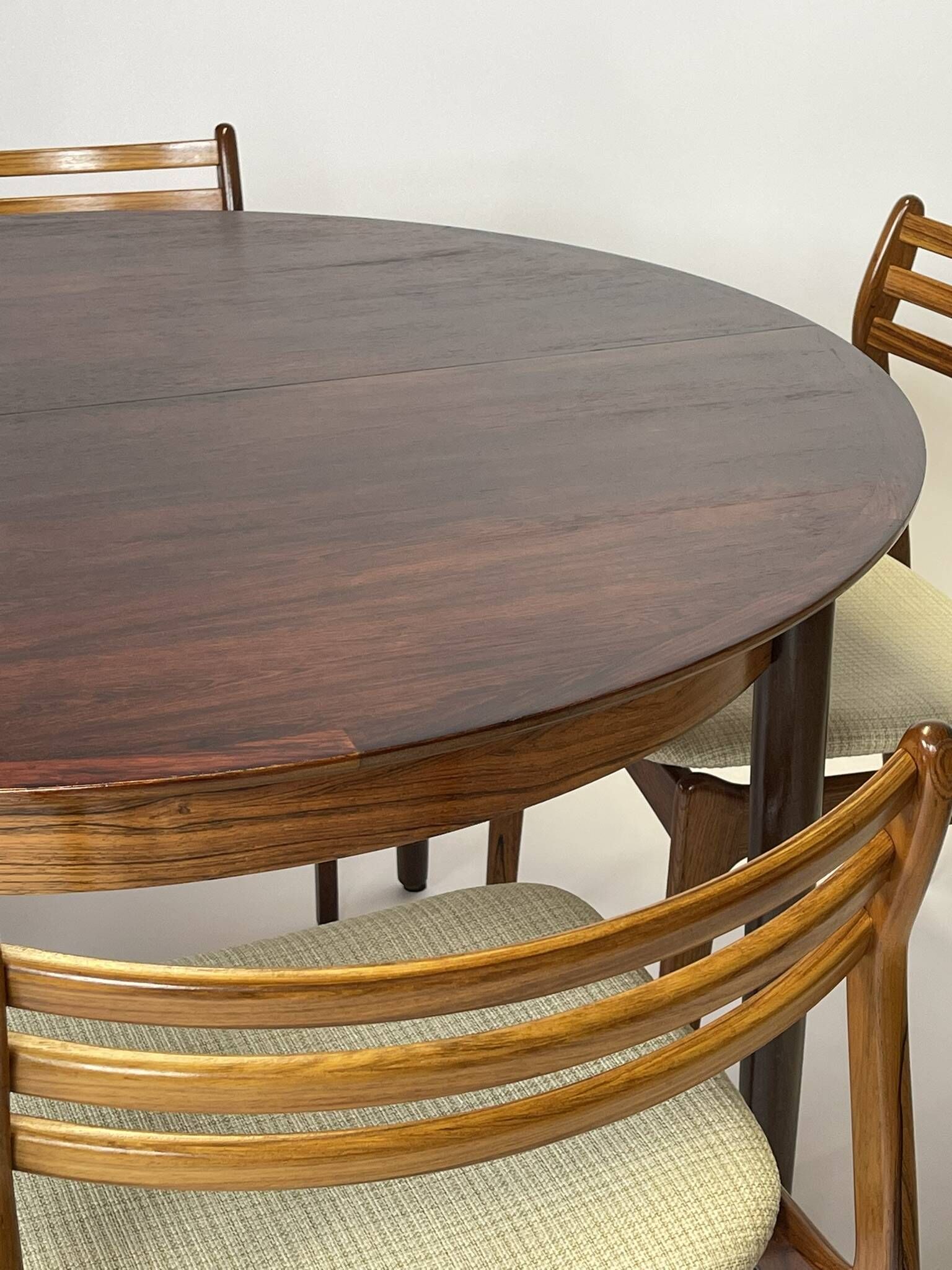 Table de salle à manger scandinave en palissandre année 60