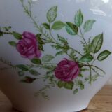 Salad bowl model "Pompadour" Faïencerie de Gien