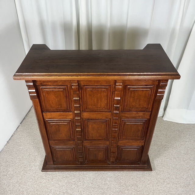 Antique oak counter/bar, 20th century
