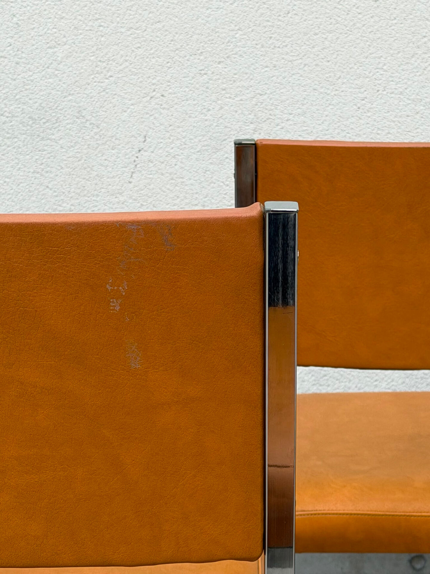 Lot 4 chaises vintage