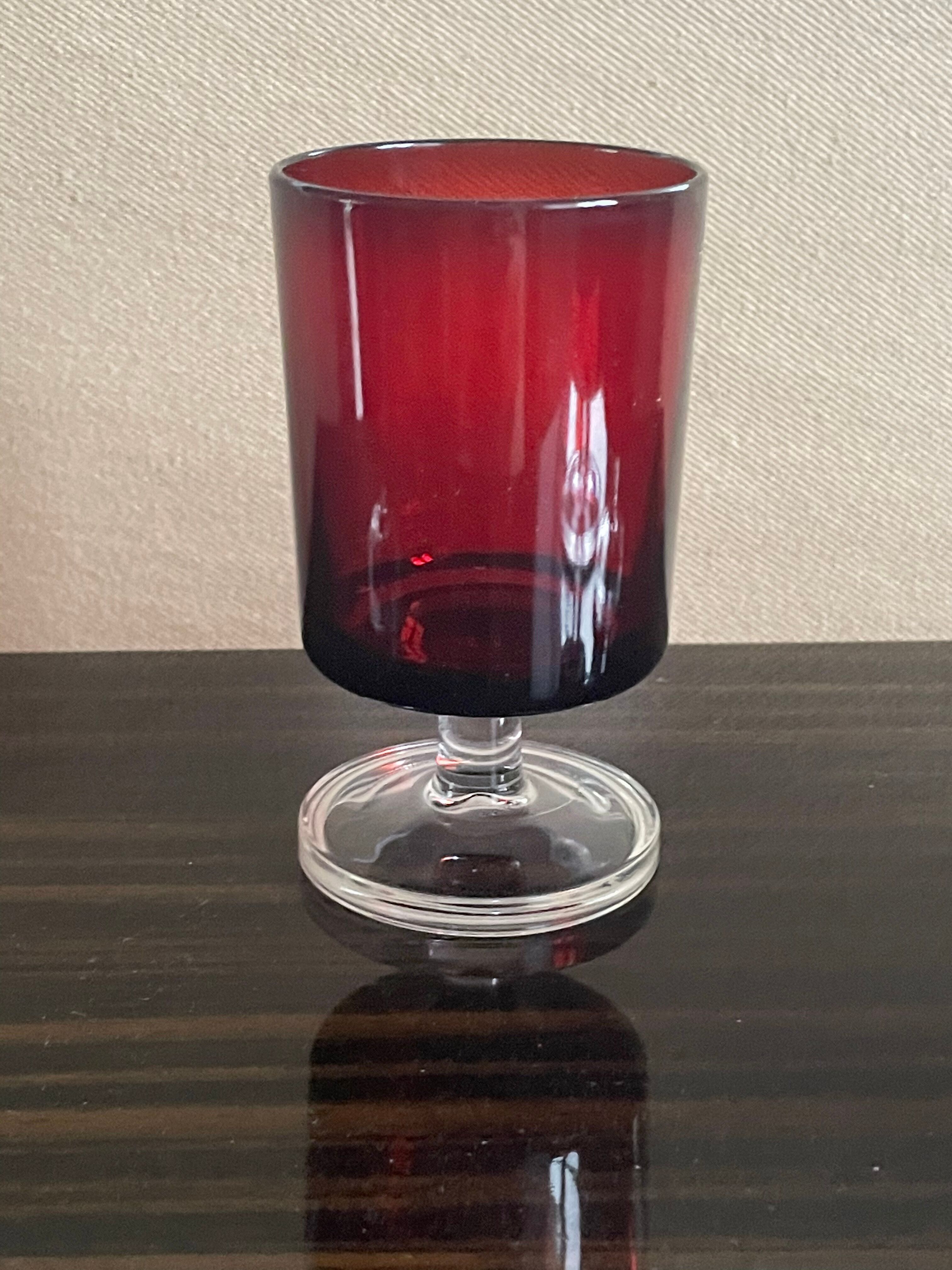 4 red glasses arçon France vintage