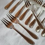 12 Silver Metal Fish Forks Argental