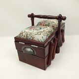 Table worker in wood and fabric