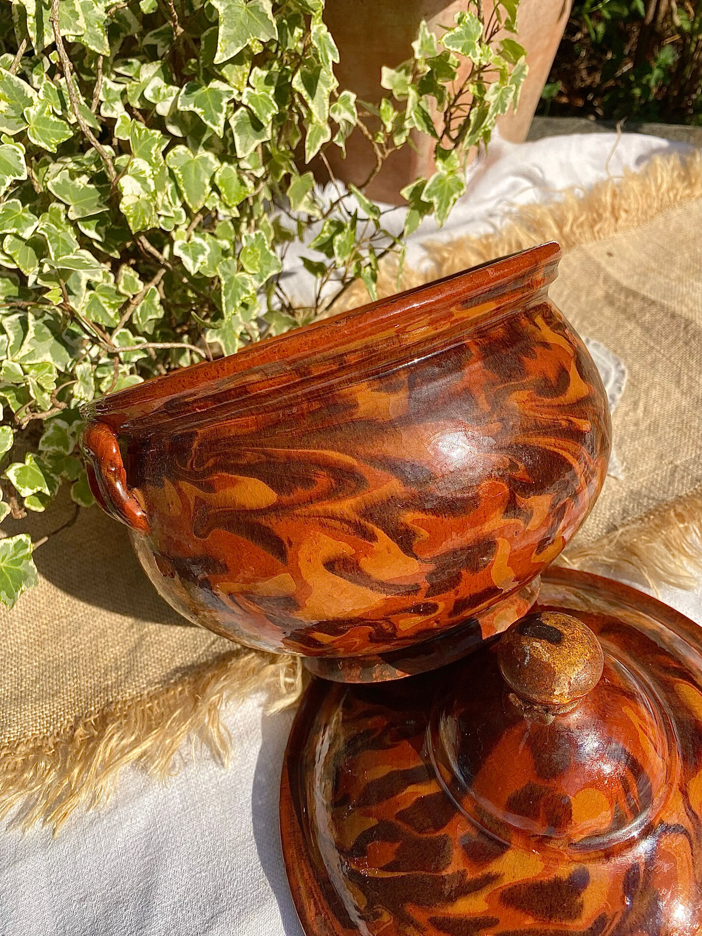 Antique marbled glazed earthenware soup tureen from the southwest, 18th century.