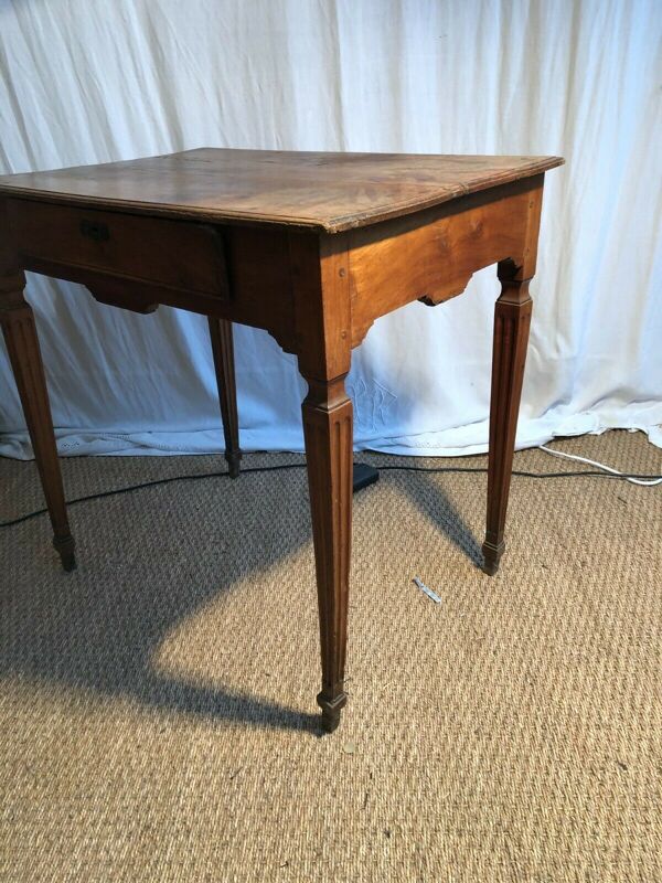 Table à écrire bureau époque Louis 16