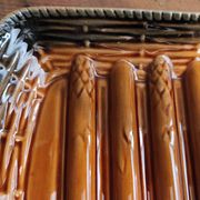 Plateau d’asperges vintage français majolique de Sarragamines