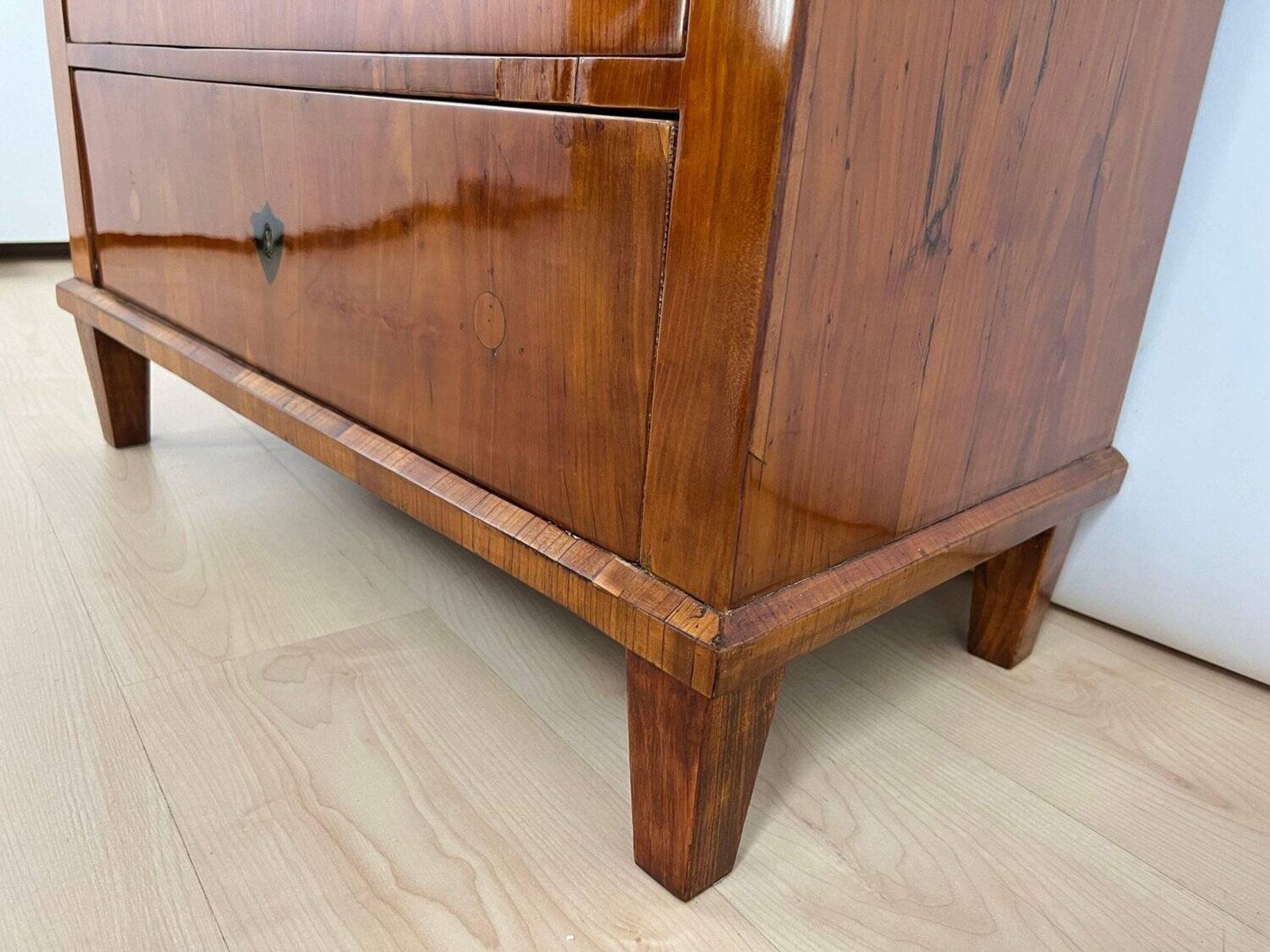 Biedermeier Chiffonier in Cherry Veneer, South Germany, 1830s