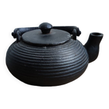 Théière en fonte