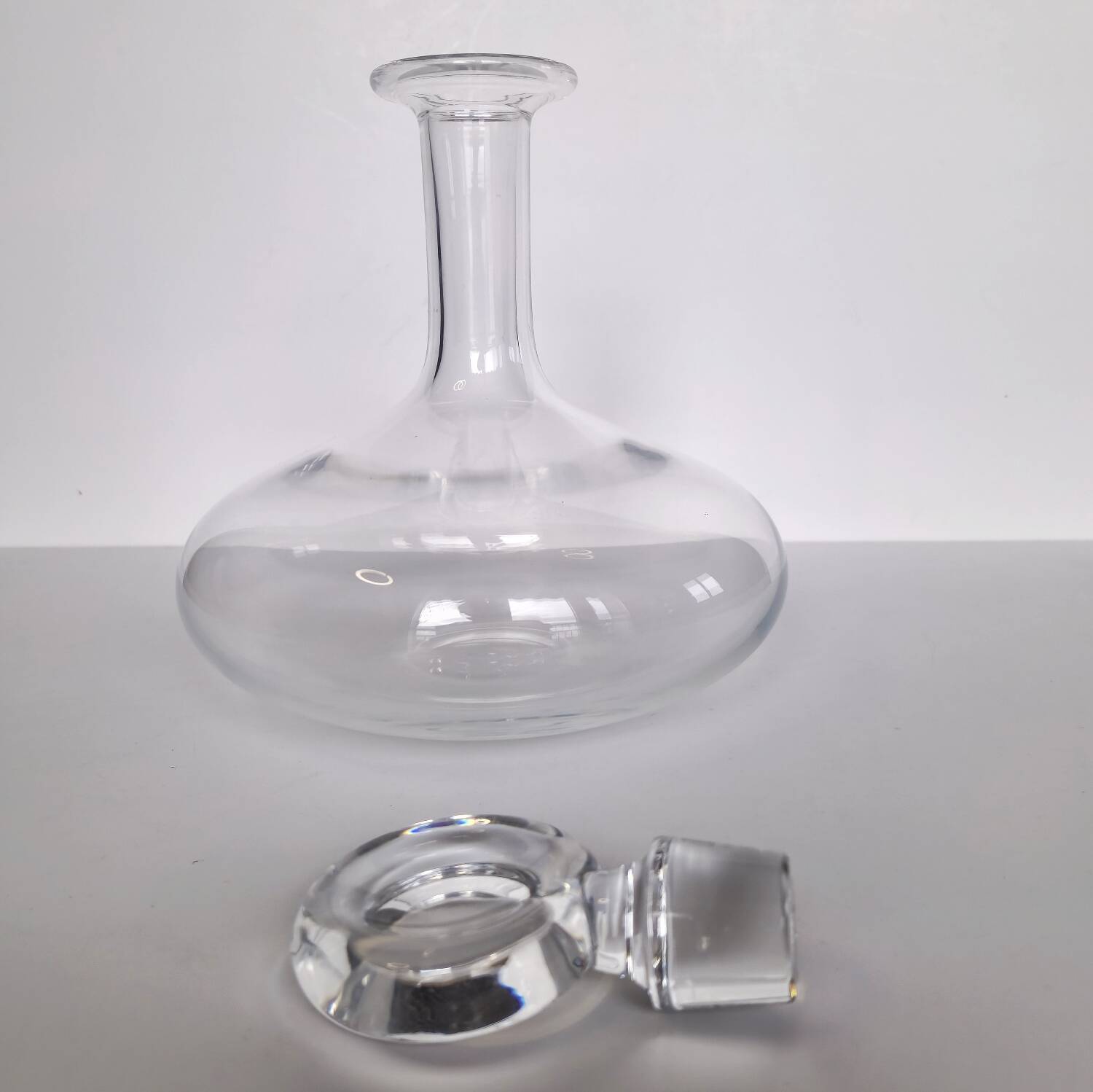 Baccarat crystal carafe Œnology