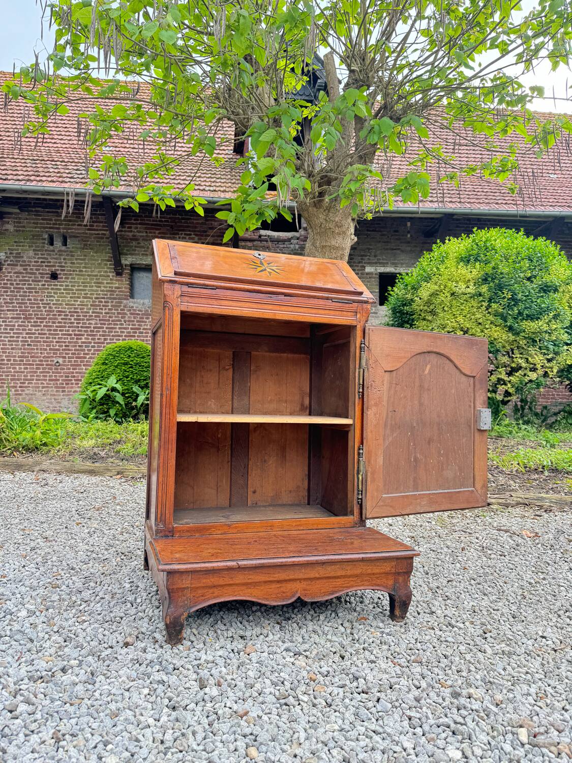 Oratory Furniture, Pray to God In Walnut And Marquetry Louis XIV Period XVIII Eme Century