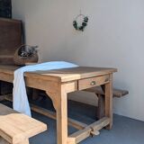 Farmhouse table with drawers for 10 people