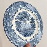 3 English dinner plates