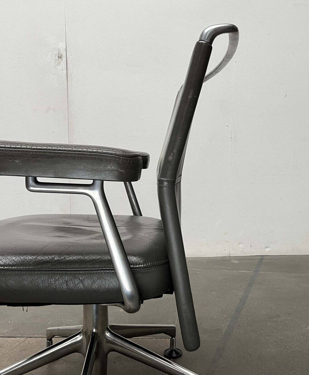 Postmodern swivel chairs model AC2 in leather by Antonio Cittero for Vitra, 1990s, set of 4.