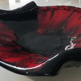 Plat en céramique forme parchemin style Valauris