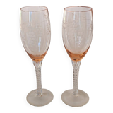 2 champagne flutes